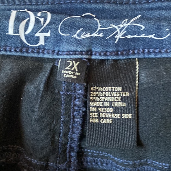 DG2 mid tone stretchy jeans - Picture 3 of 6